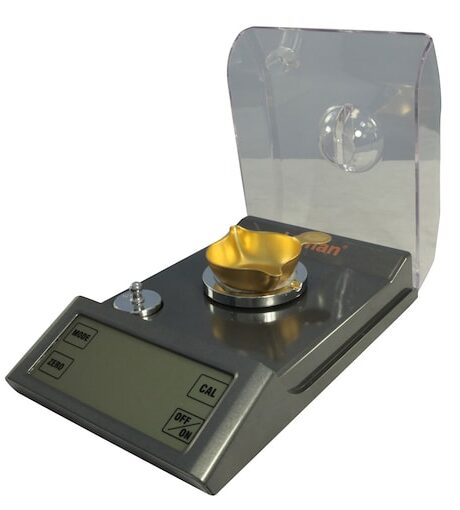 Lyman Pro-Touch Electronic Powder Scale 1500 Grain Capacity 110 Volt