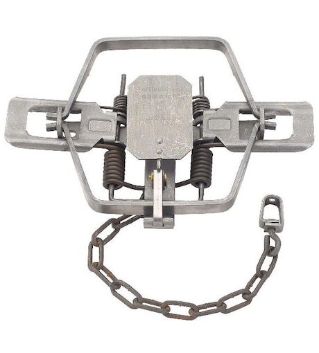 Duke #4 Square Jaw 4x4 Coil Spring Trap Steel Silver